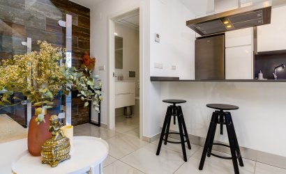 Herverkoop - Town House -
Villamartin - Costa Blanca