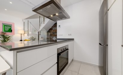 Herverkoop - Town House -
Villamartin - Costa Blanca