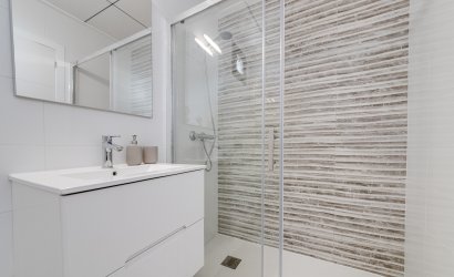 Herverkoop - Town House -
Villamartin - Costa Blanca