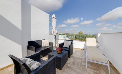 Herverkoop - Town House -
Villamartin - Costa Blanca