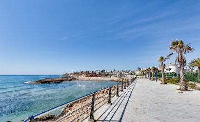 Herverkoop - Town House -
Villamartin - Costa Blanca
