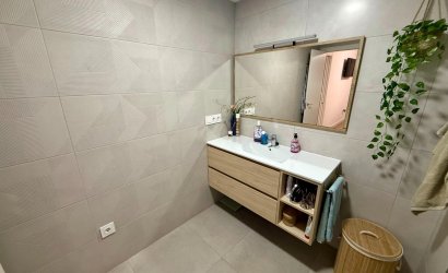 Revente - Apartment -
Torrevieja - Centro
