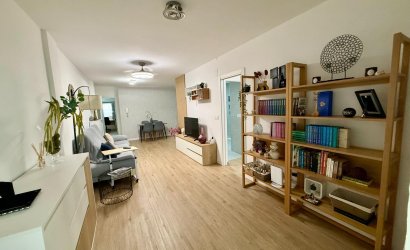 Revente - Apartment -
Torrevieja - Centro