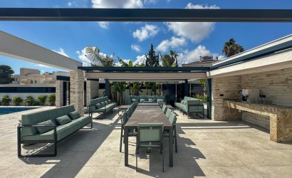Resale - Villa -
Orihuela Costa - Costa Blanca