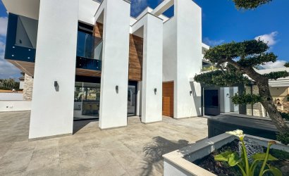 Resale - Villa -
Orihuela Costa - Costa Blanca