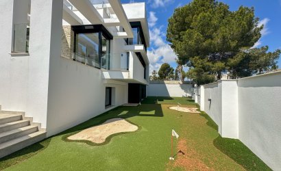 Resale - Villa -
Orihuela Costa - Costa Blanca