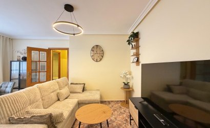 Herverkoop - Apartment -
Torrevieja - Centro