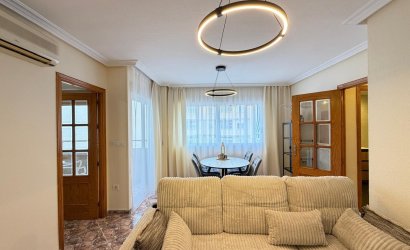 Herverkoop - Apartment -
Torrevieja - Centro