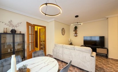 Herverkoop - Apartment -
Torrevieja - Centro