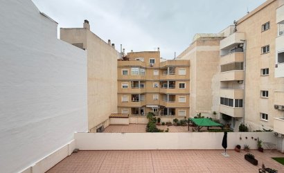 Herverkoop - Apartment -
Torrevieja - Centro