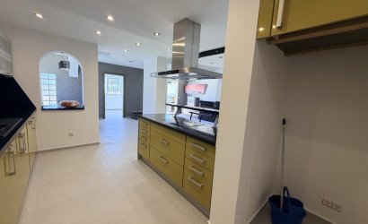 Herverkoop - Villa -
Torrevieja - Costa Blanca