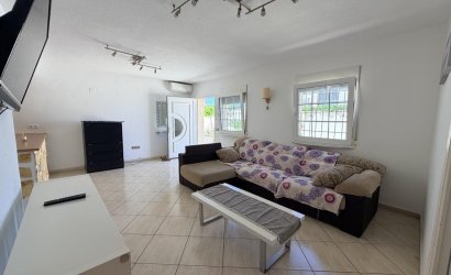 Herverkoop - Villa -
Torrevieja - Costa Blanca