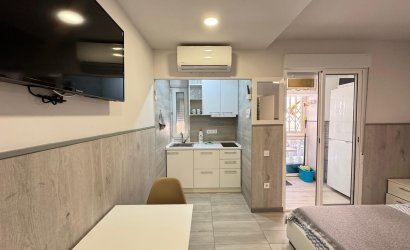 Herverkoop - Apartment -
Torrevieja - Playa del Cura