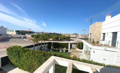 Reventa - Villa -
Ciudad Quesada - Doña Pepa