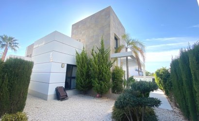 Reventa - Villa -
Ciudad Quesada - Doña Pepa