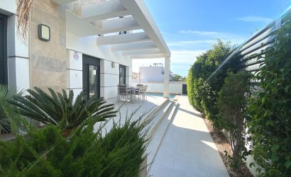 Reventa - Villa -
Ciudad Quesada - Doña Pepa