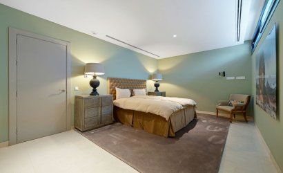 Resale - Villa -
Nueva Andalucía - Costa del Sol