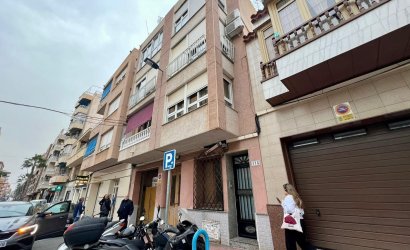 Herverkoop - Apartment -
Torrevieja - Centro