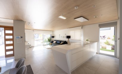 Resale - Villa -
Orihuela Costa - Costa Blanca