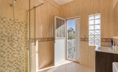 Herverkoop - Villa -
Torrevieja - Costa Blanca
