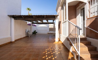Herverkoop - Villa -
Torrevieja - Costa Blanca