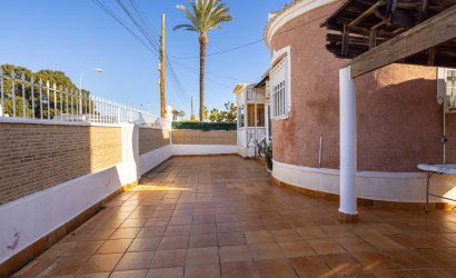 Herverkoop - Villa -
Torrevieja - Costa Blanca