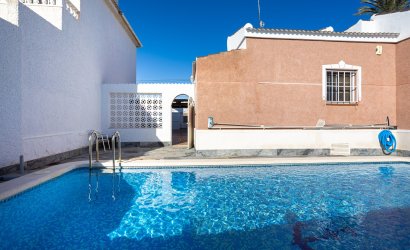 Herverkoop - Villa -
Torrevieja - Costa Blanca