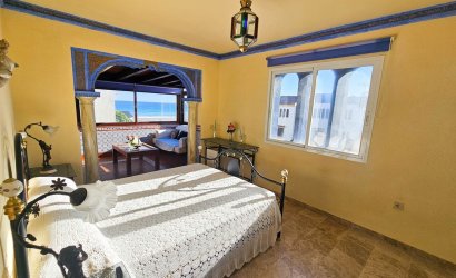 Resale - Town House -
Casares Playa - Costa del Sol