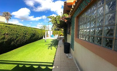 Herverkoop - Villa -
Cabo Roig - Costa Blanca