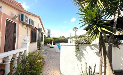Herverkoop - Villa -
Cabo Roig - Costa Blanca
