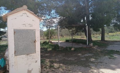 Herverkoop - Country House -
Yecla - Inland