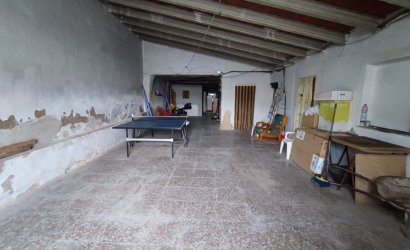 Herverkoop - Country House -
Yecla - Inland