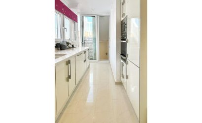 Resale - Villa -
San Miguel de Salinas - Inland