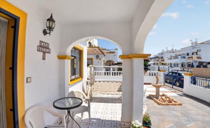 Herverkoop - duplex -
Torrevieja - La Siesta - El Salado - Torreta