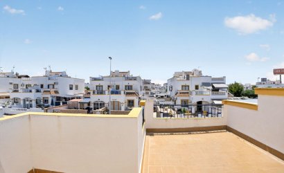 Herverkoop - duplex -
Torrevieja - La Siesta - El Salado - Torreta