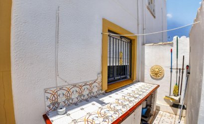Herverkoop - duplex -
Torrevieja - La Siesta - El Salado - Torreta