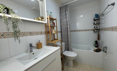 Herverkoop - Bungalow -
Torrevieja - La Siesta - El Salado - Torreta
