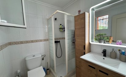 Herverkoop - Bungalow -
Torrevieja - La Siesta - El Salado - Torreta