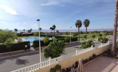 Herverkoop - Villa -
Torrevieja - La Siesta - El Salado - Torreta