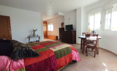 Herverkoop - Villa -
Torrevieja - La Siesta - El Salado - Torreta