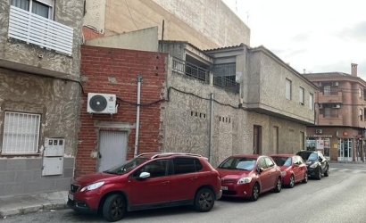 Herverkoop - Town House -
Catral - Comunidad Valenciana