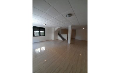 Herverkoop - Villa -
Ciudad Quesada - Costa Blanca
