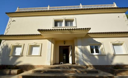 Resale - Villa -
Orihuela Costa - Costa Blanca