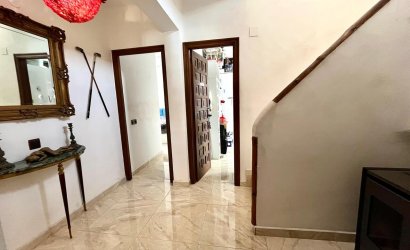 Herverkoop - Villa -
Villamartin - Costa Blanca