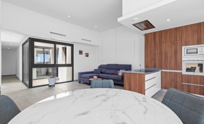 Resale - Villa -
San Miguel de Salinas - Inland