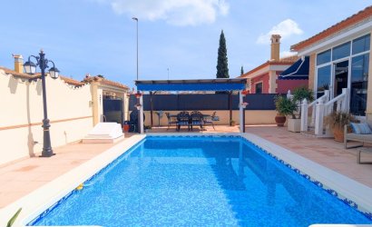 Revente - Villa -
Bigastro - Inland