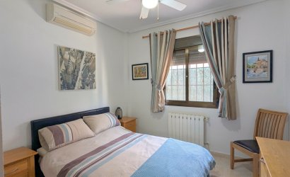 Revente - Villa -
Bigastro - Inland