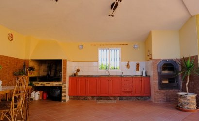 Herverkoop - Finca -
Orihuela - Inland