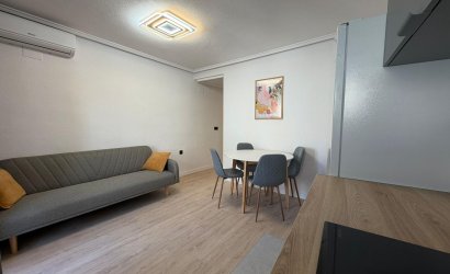Herverkoop - Apartment -
Torrevieja - Playa del Cura