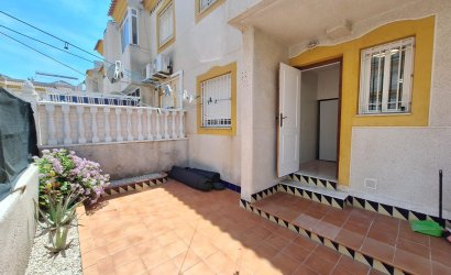 Herverkoop - Bungalow -
Torrevieja - Sector 25